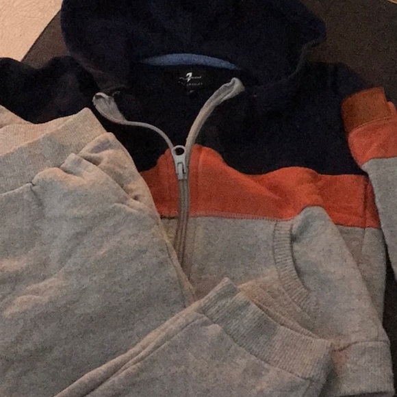 For all mankind 18 months. matching sweatpants lined hoodie set. Full zip - Picture 6 of 8